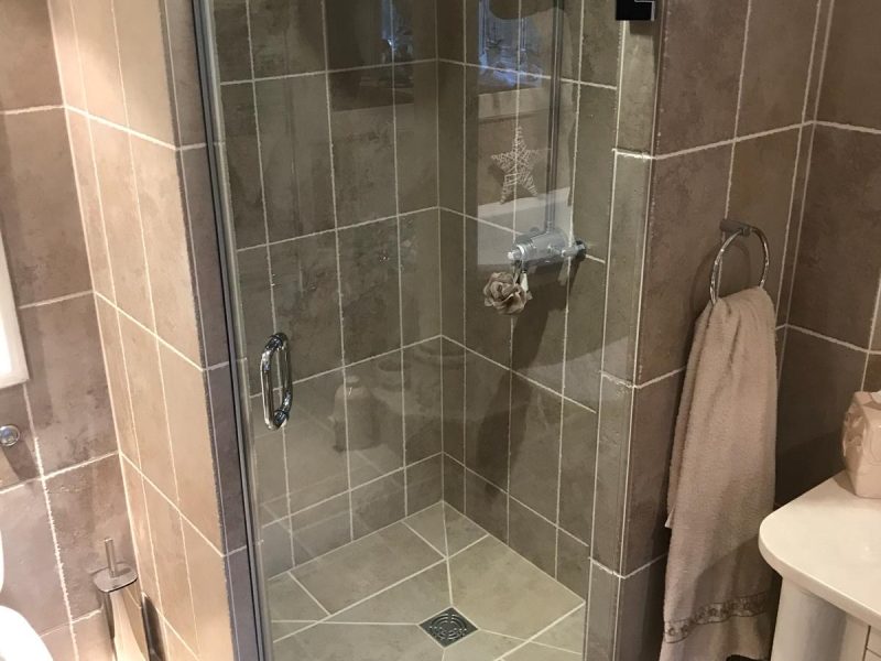 shower screens local to me chinnor