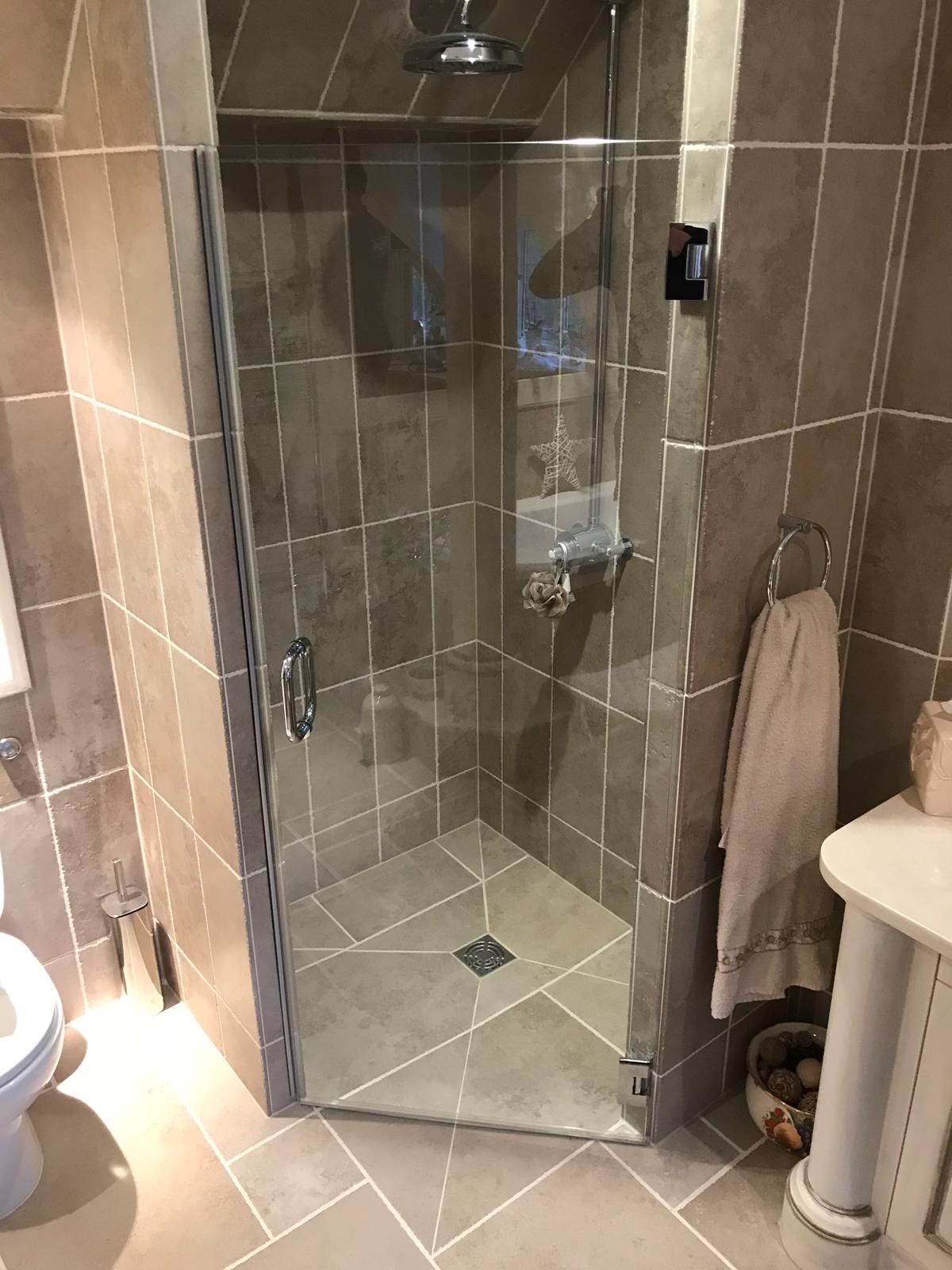 corner shower screens chinnor and oxfordshire