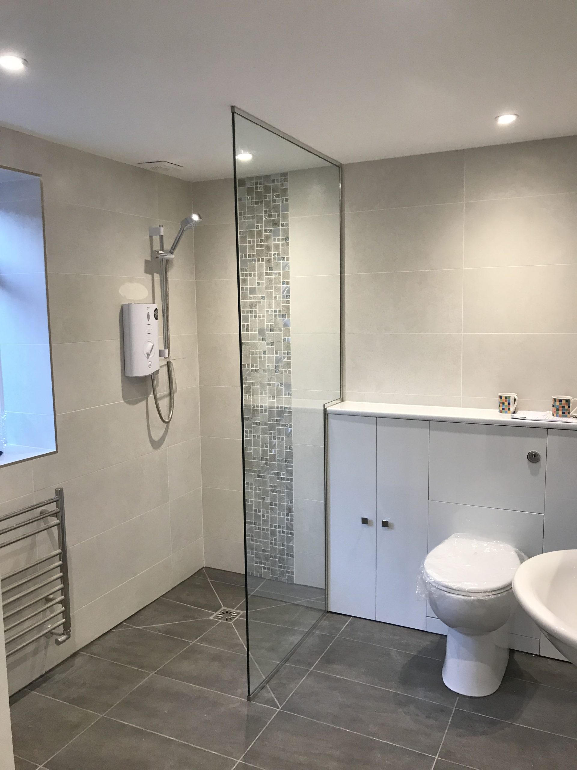 glass shower screens local to me marlow oxfrodshire
